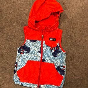 Patagonia boys windbreaker vest